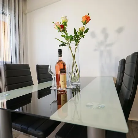 Kapovic Appartement *